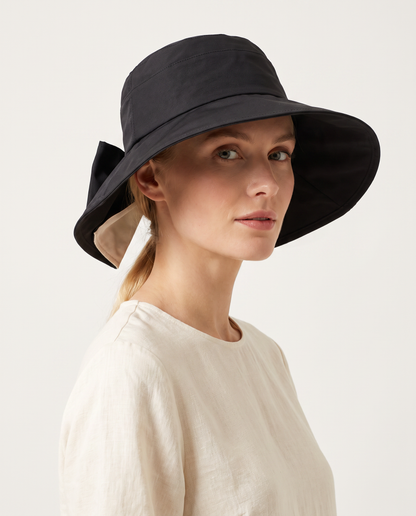 SolSløjfe™ – Elegant solhat med sløjfe