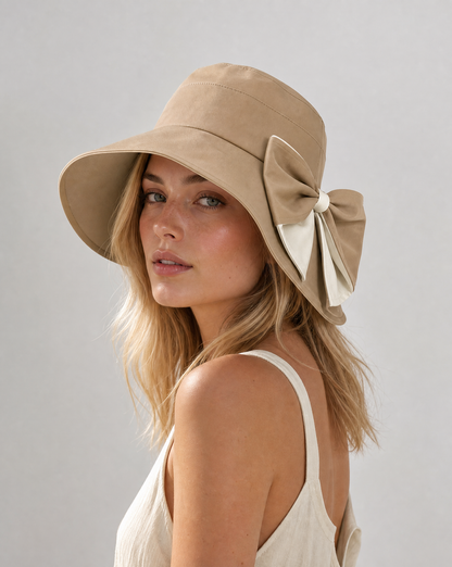 SolSløjfe™ – Elegant solhat med sløjfe